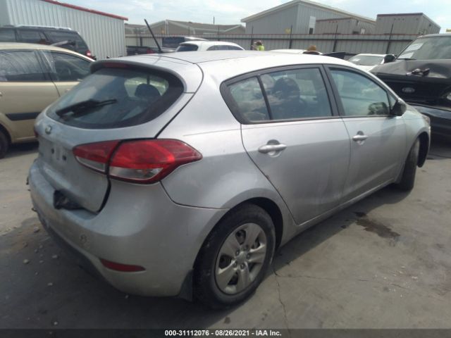 Photo 3 VIN: KNAFK5A82H5678458 - KIA FORTE5 