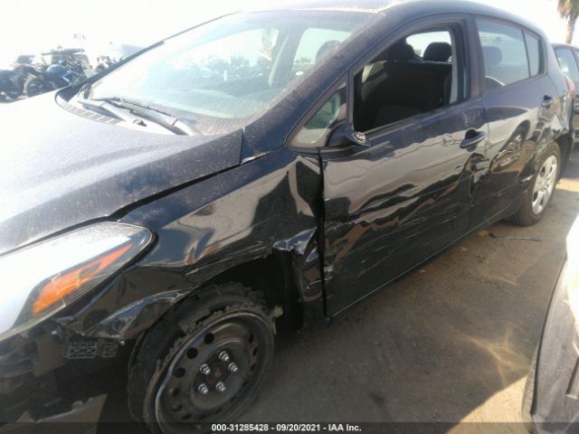 Photo 5 VIN: KNAFK5A82H5681134 - KIA FORTE5 