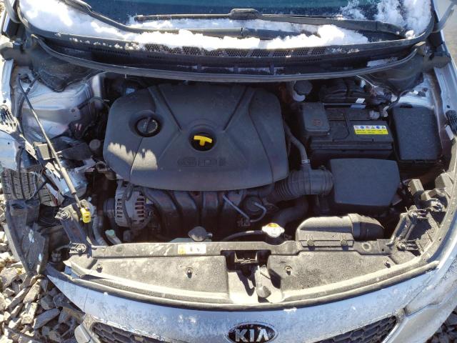 Photo 10 VIN: KNAFK5A83G5525196 - KIA FORTE 