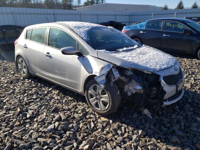 Photo 3 VIN: KNAFK5A83G5525196 - KIA FORTE 