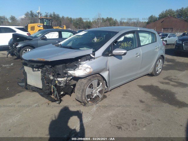 Photo 1 VIN: KNAFK5A83G5570185 - KIA FORTE 5-DOOR 