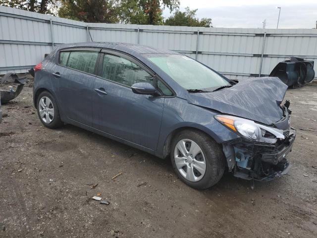 Photo 3 VIN: KNAFK5A83G5622480 - KIA FORTE LX 