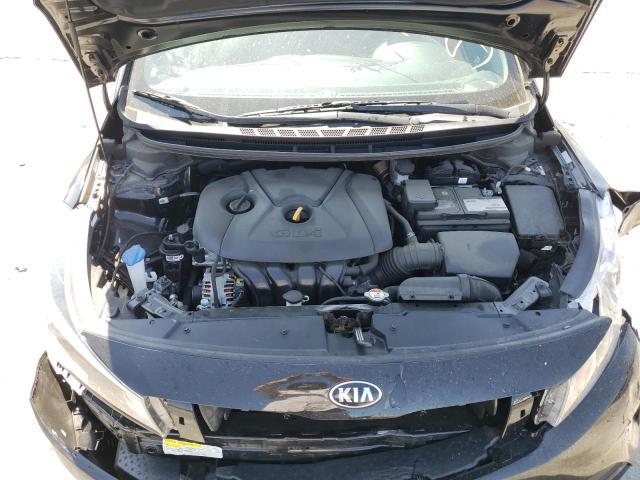 Photo 6 VIN: KNAFK5A83H5677741 - KIA FORTE LX 