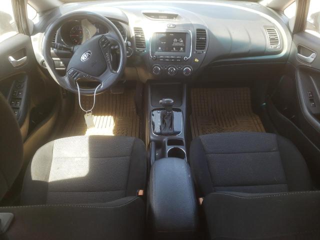 Photo 9 VIN: KNAFK5A83H5678372 - KIA FORTE LX 