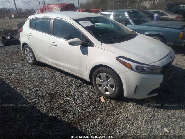 Photo 0 VIN: KNAFK5A83J5772970 - KIA FORTE LX 