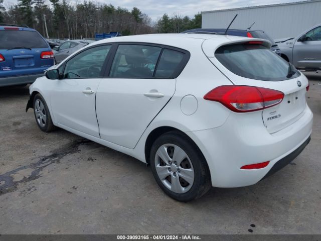 Photo 2 VIN: KNAFK5A84G5630801 - KIA FORTE 