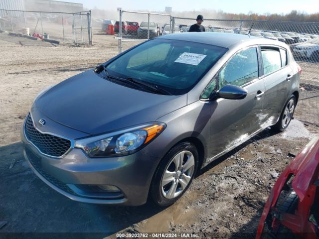 Photo 1 VIN: KNAFK5A84G5637439 - KIA FORTE 