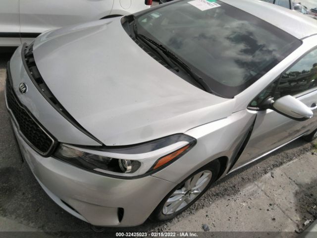 Photo 1 VIN: KNAFK5A84H5676498 - KIA FORTE5 