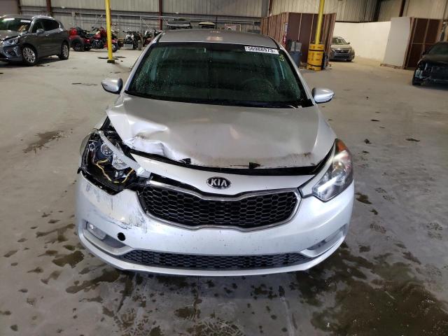 Photo 4 VIN: KNAFK5A85G5603896 - KIA FORTE LX 