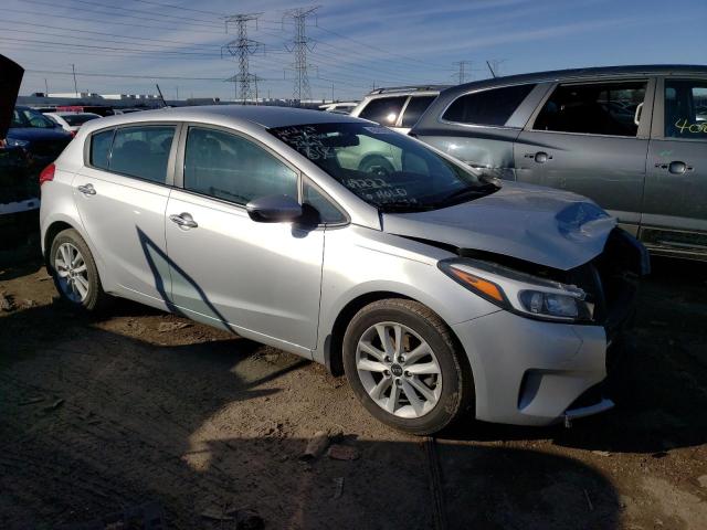 Photo 3 VIN: KNAFK5A85H5669222 - KIA FORTE 