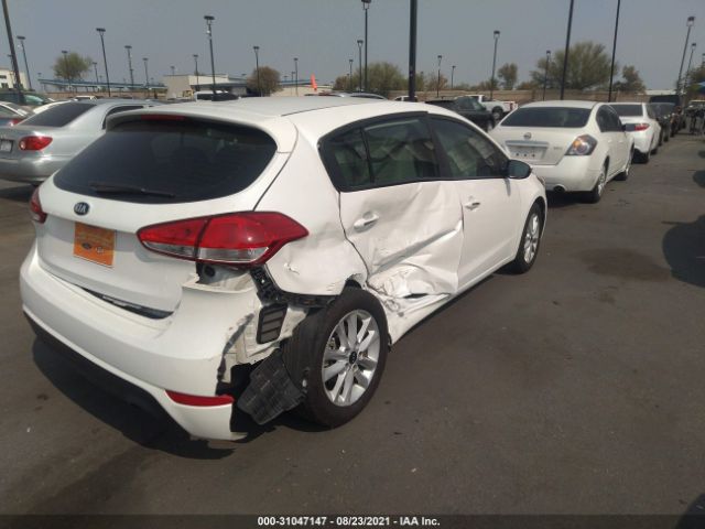 Photo 3 VIN: KNAFK5A85H5670886 - KIA FORTE5 