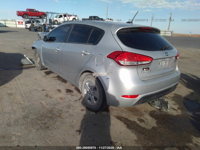 Photo 2 VIN: KNAFK5A85H5705118 - KIA FORTE5 