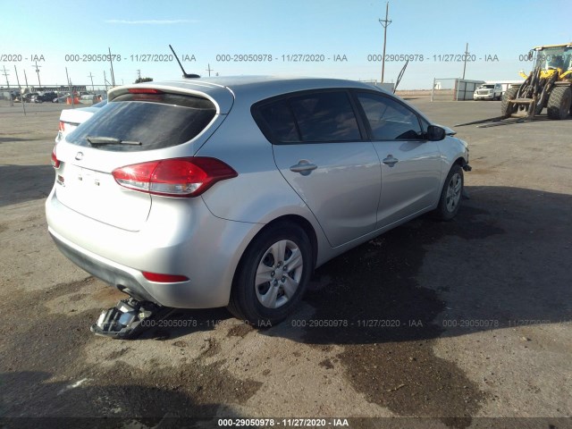 Photo 3 VIN: KNAFK5A85H5705118 - KIA FORTE5 