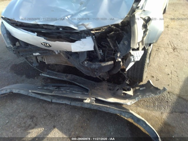 Photo 5 VIN: KNAFK5A85H5705118 - KIA FORTE5 