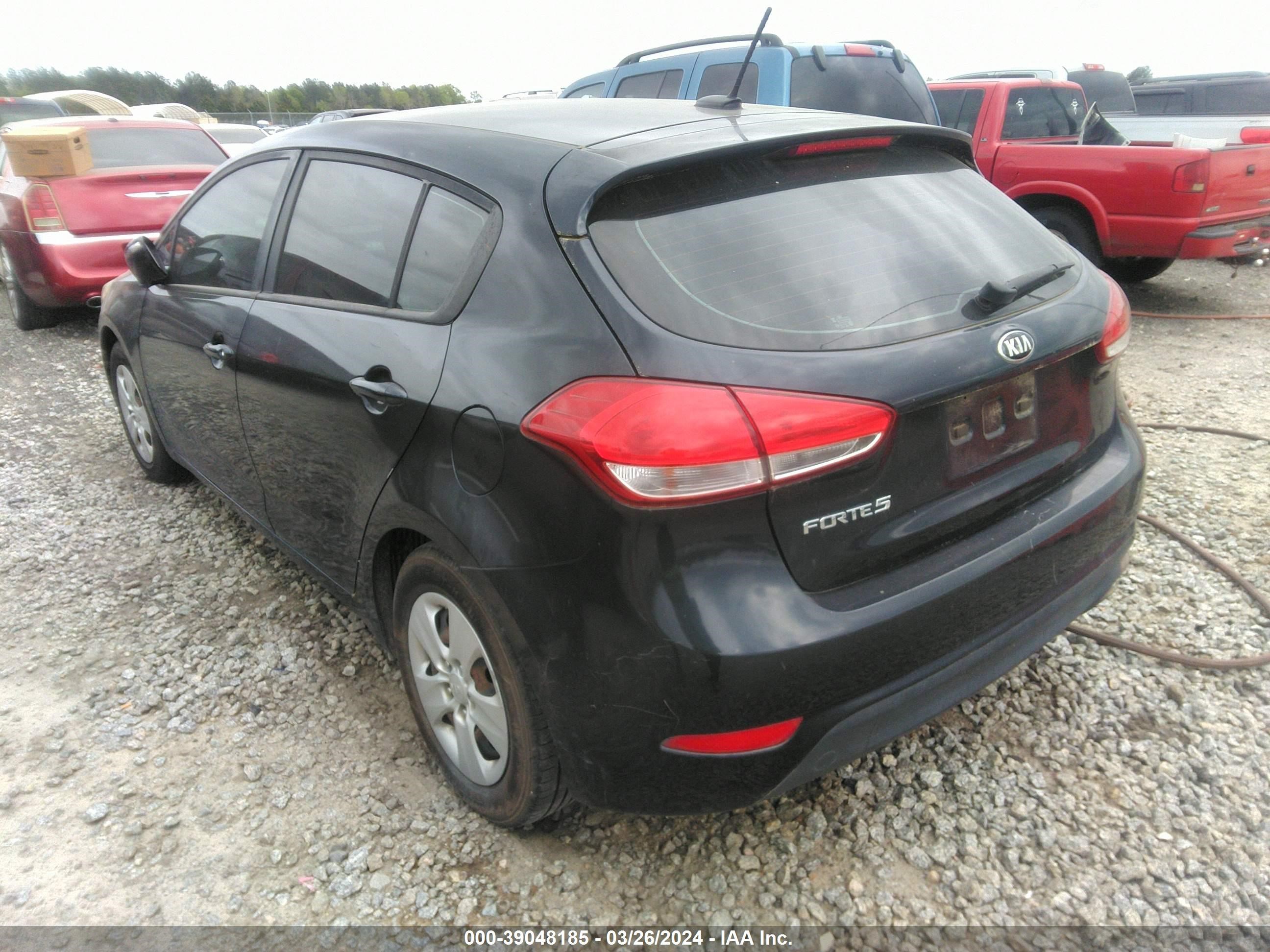 Photo 2 VIN: KNAFK5A85H5718130 - KIA FORTE 