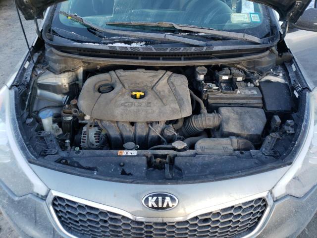 Photo 10 VIN: KNAFK5A86G5547130 - KIA FORTE LX 