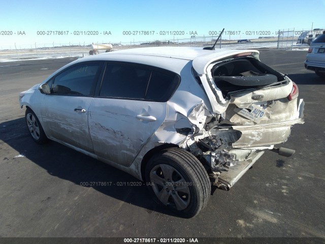 Photo 2 VIN: KNAFK5A86G5583626 - KIA FORTE 5-DOOR 