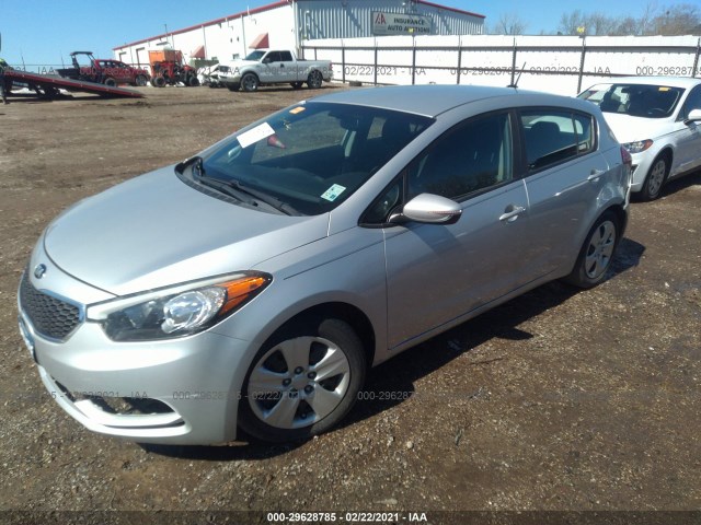 Photo 1 VIN: KNAFK5A86G5654937 - KIA FORTE 5-DOOR 