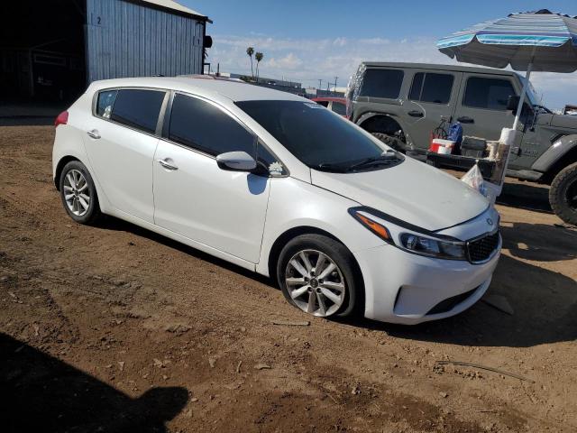 Photo 3 VIN: KNAFK5A86H5706813 - KIA FORTE5 