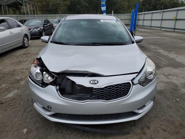 Photo 4 VIN: KNAFK5A87G5527209 - KIA FORTE 