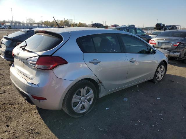 Photo 2 VIN: KNAFK5A87G5590939 - KIA FORTE 