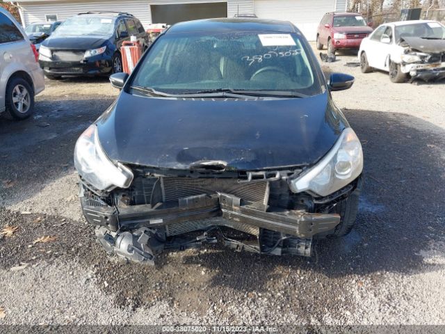 Photo 5 VIN: KNAFK5A87G5635491 - KIA FORTE 