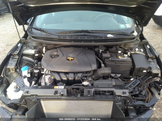 Photo 9 VIN: KNAFK5A87H5709705 - KIA FORTE 