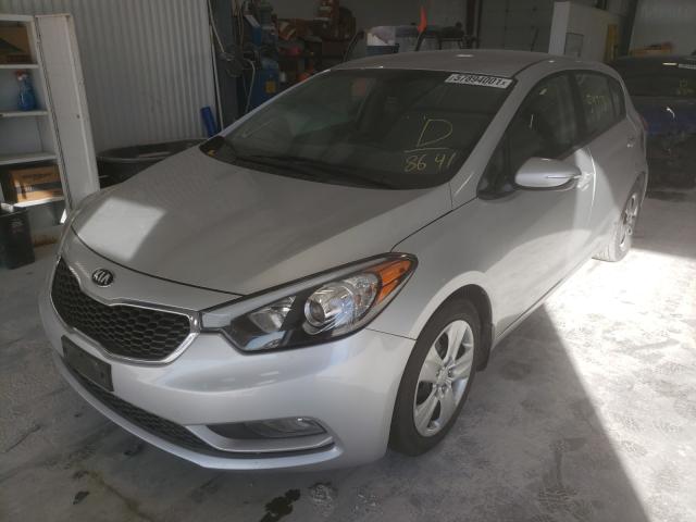 Photo 1 VIN: KNAFK5A88G5538641 - KIA FORTE LX 