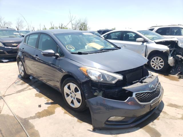 Photo 0 VIN: KNAFK5A88G5577309 - KIA FORTE LX 