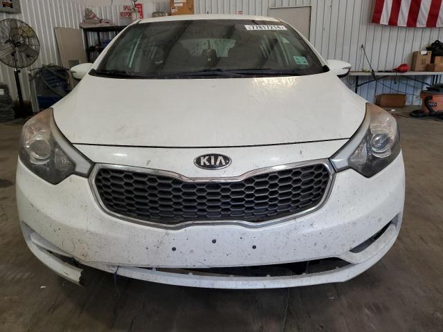 Photo 4 VIN: KNAFK5A88G5582882 - KIA FORTE LX 