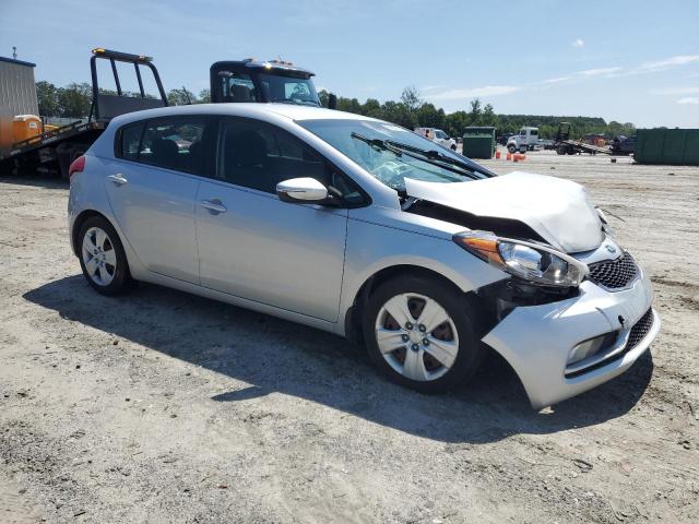 Photo 3 VIN: KNAFK5A88G5602306 - KIA FORTE 