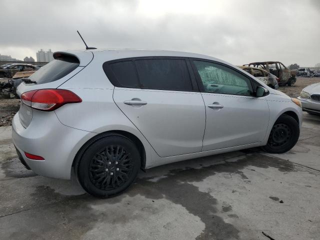 Photo 2 VIN: KNAFK5A88G5644426 - KIA FORTE LX 