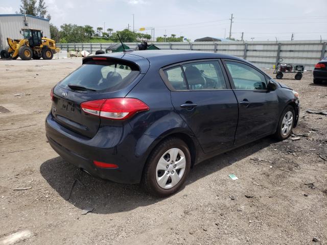 Photo 3 VIN: KNAFK5A88H5679985 - KIA FORTE LX 