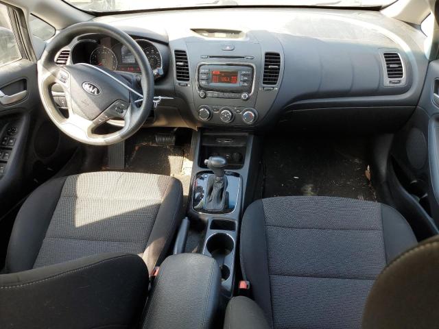 Photo 7 VIN: KNAFK5A88H5679999 - KIA FORTE LX 