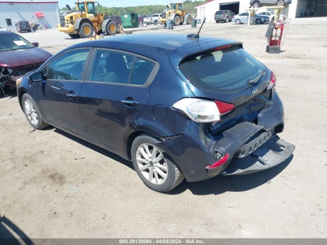 Photo 2 VIN: KNAFK5A88H5726173 - KIA FORTE 