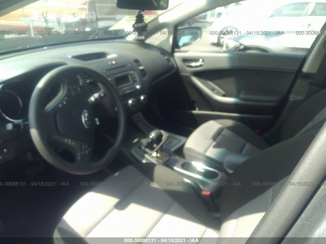 Photo 5 VIN: KNAFK5A89G5597763 - KIA FORTE 5-DOOR 