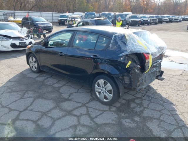 Photo 2 VIN: KNAFK5A89G5636058 - KIA FORTE 