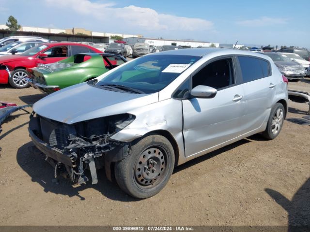 Photo 1 VIN: KNAFK5A89G5640448 - KIA FORTE 