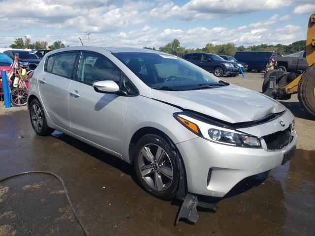 Photo 3 VIN: KNAFK5A89J5745238 - KIA FORTE LX 