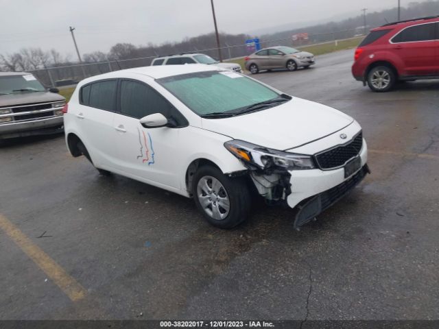 Photo 0 VIN: KNAFK5A89J5772729 - KIA FORTE 