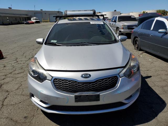 Photo 4 VIN: KNAFK5A8XG5598548 - KIA FORTE LX 