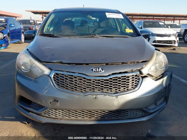 Photo 5 VIN: KNAFK5A8XG5639003 - KIA FORTE 