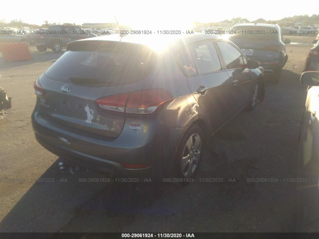 Photo 3 VIN: KNAFK5A8XG5644444 - KIA FORTE 5-DOOR 