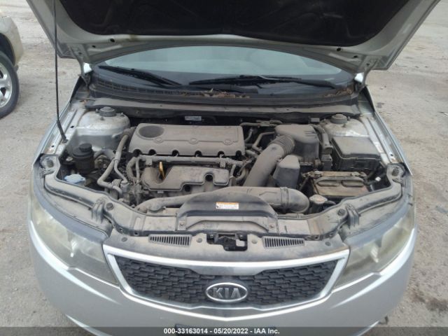 Photo 9 VIN: KNAFT4A20B5377584 - KIA FORTE 