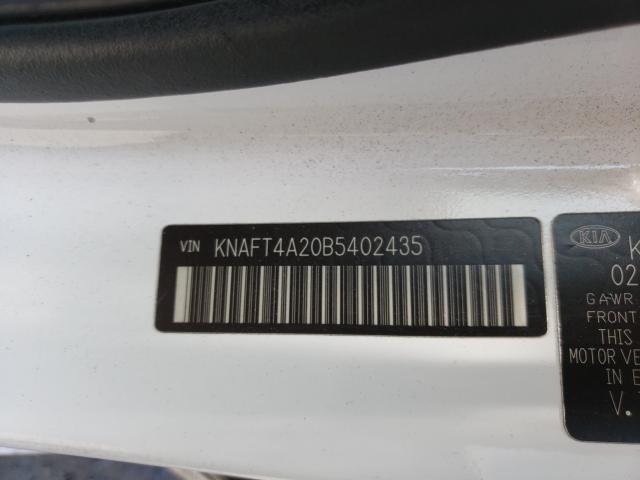 Photo 9 VIN: KNAFT4A20B5402435 - KIA FORTE LX 