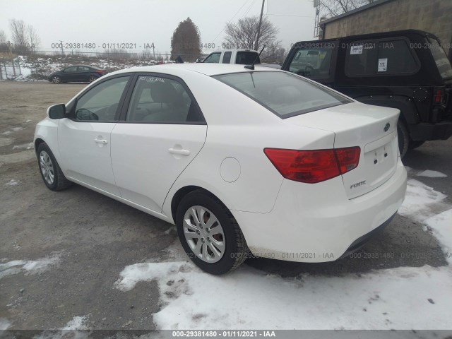 Photo 2 VIN: KNAFT4A21C5486203 - KIA FORTE 