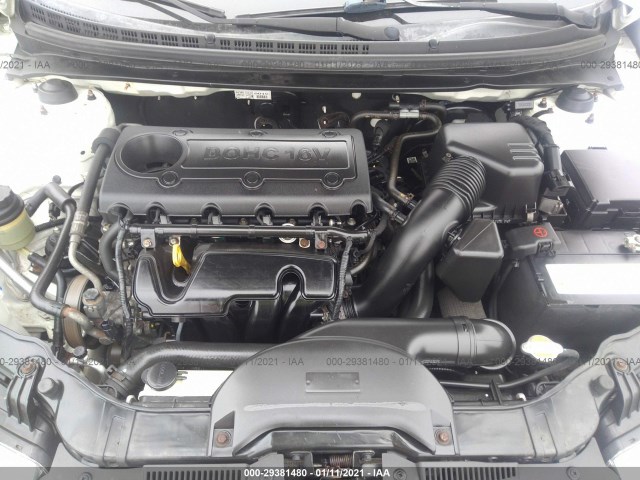 Photo 9 VIN: KNAFT4A21C5486203 - KIA FORTE 