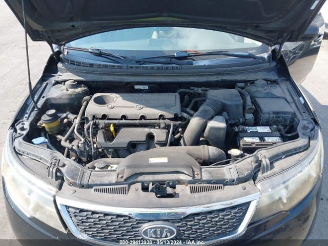 Photo 9 VIN: KNAFT4A21C5536730 - KIA FORTE 