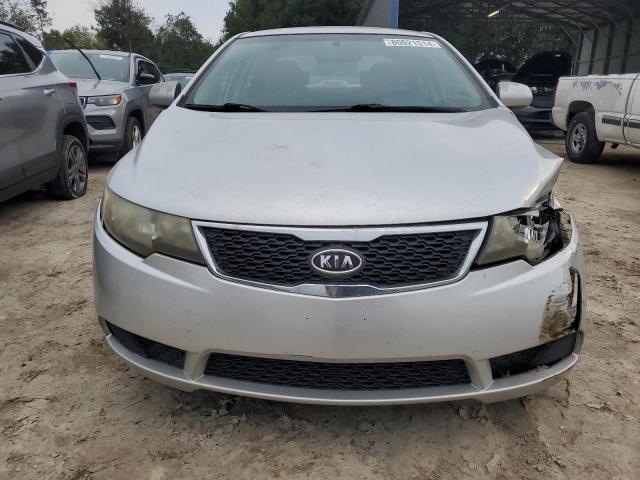 Photo 4 VIN: KNAFT4A21D5654794 - KIA FORTE LX 