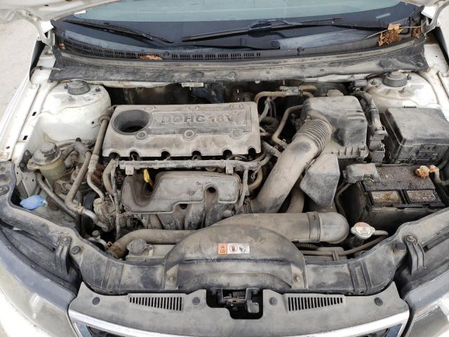 Photo 6 VIN: KNAFT4A21D5673023 - KIA FORTE LX 